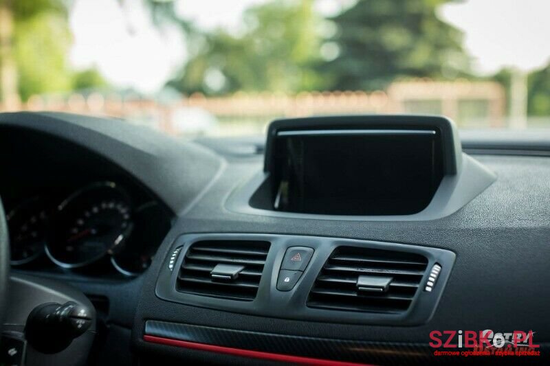 2014' Renault Megane photo #3