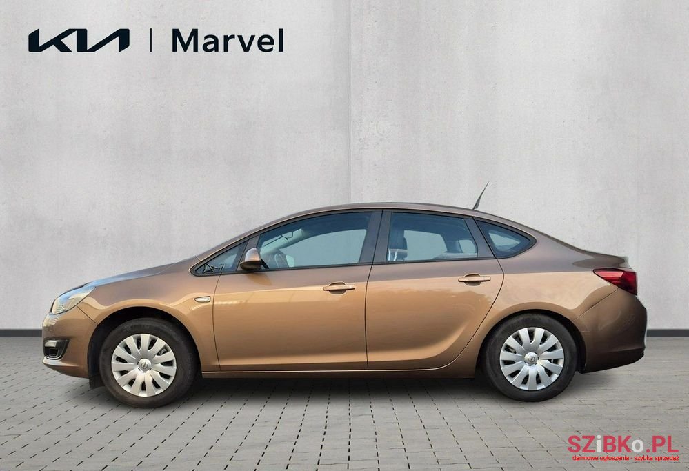 2015' Opel Astra photo #2