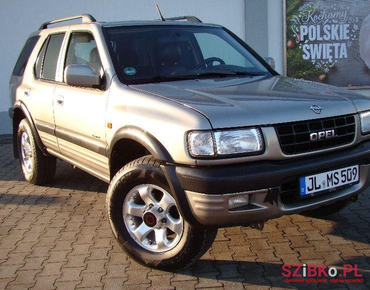 2000' Opel Frontera photo #1
