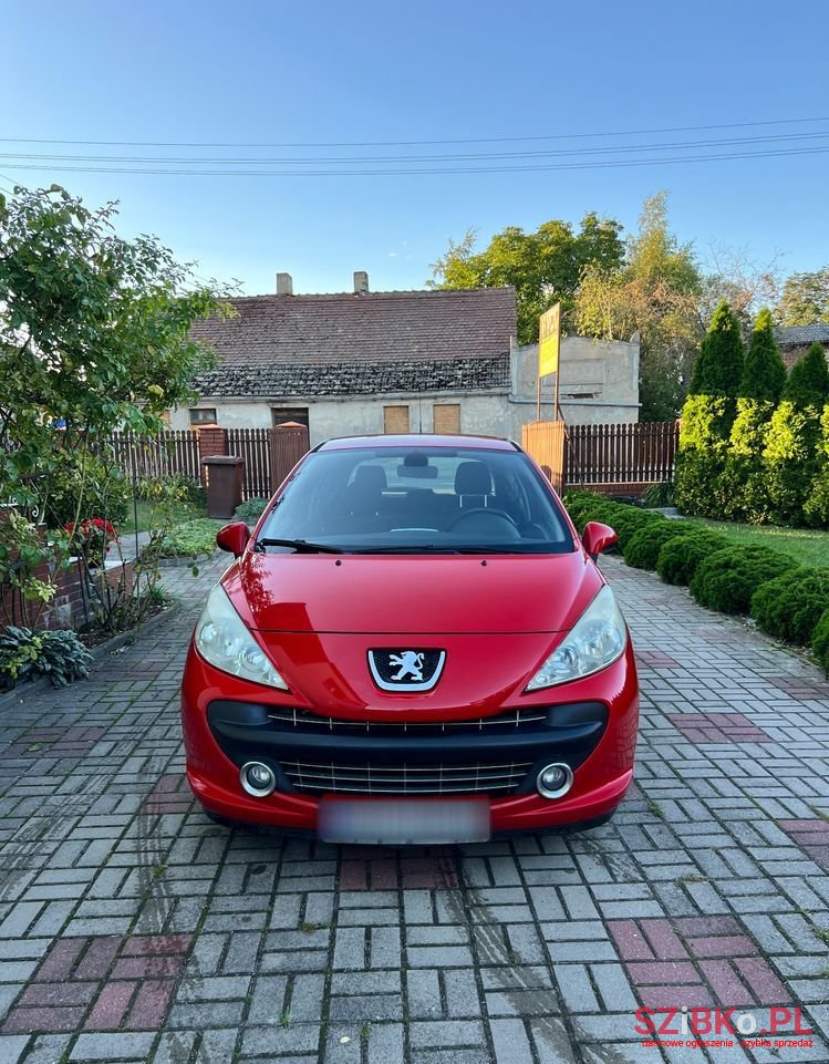 2006' Peugeot 207 1.6 16V Speed photo #2
