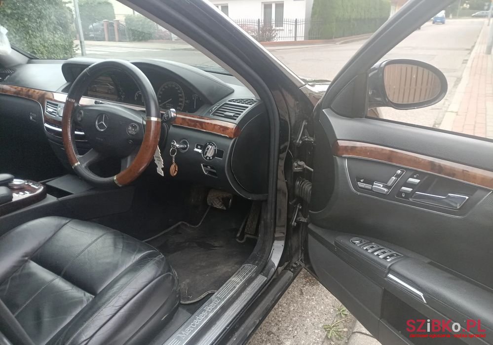 2006' Mercedes-Benz S-Class 320 L Cdi photo #5