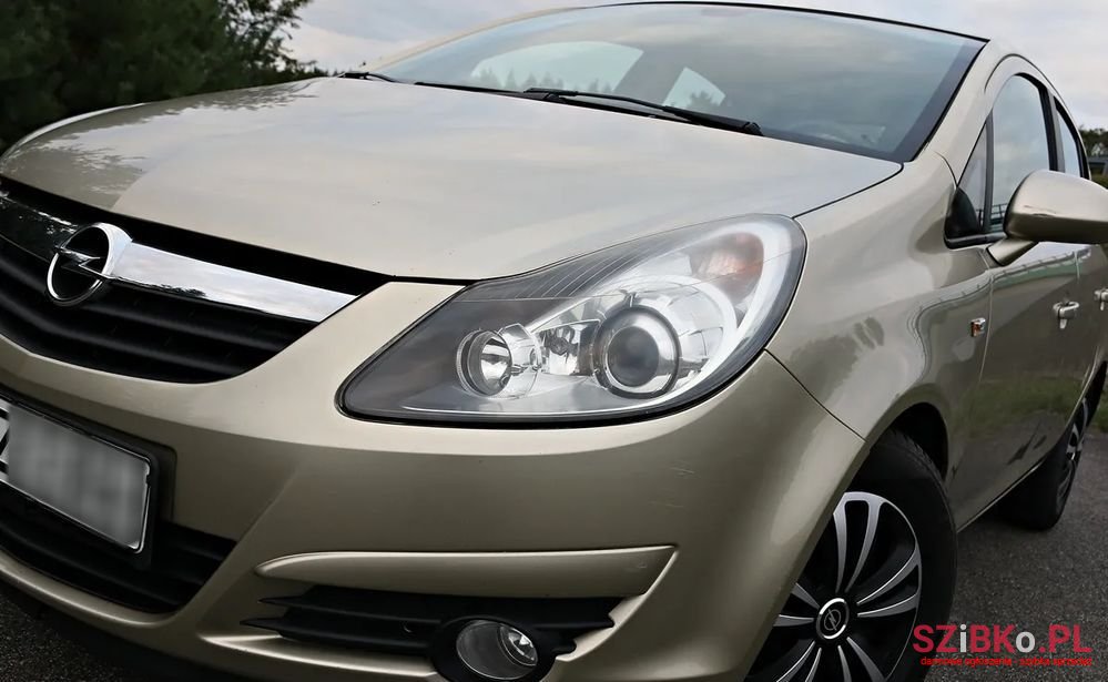 2009' Opel Corsa 1.4 Cosmo photo #1