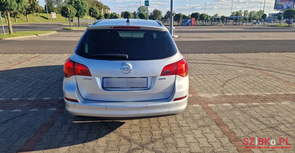 2011' Opel Astra Iii 1.7 Cdti photo #4