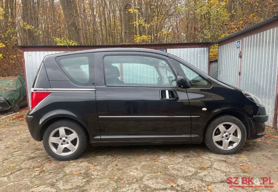2005' Peugeot 1007 photo #1