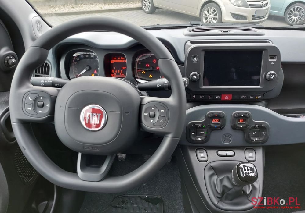 2023' Fiat Panda photo #6