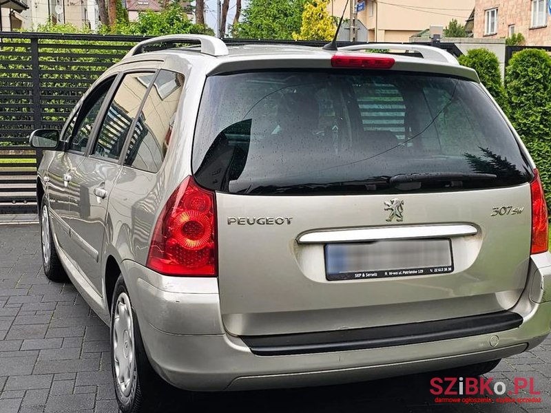 2007' Peugeot 307 1.6 Hdi Sporty photo #2