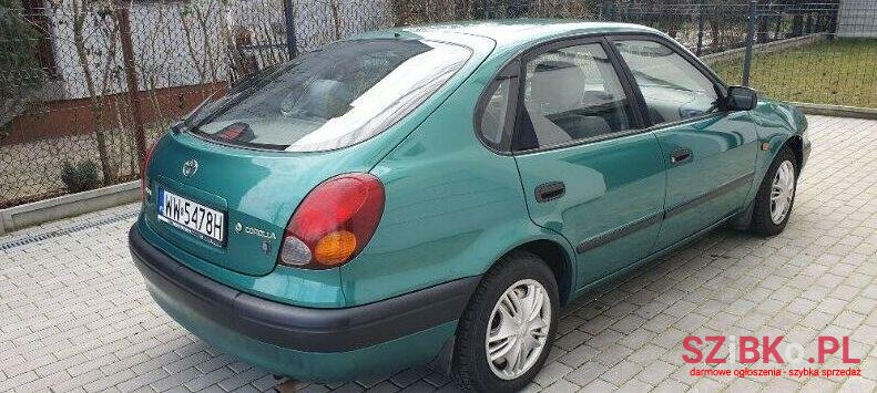 1999' Toyota Corolla photo #1