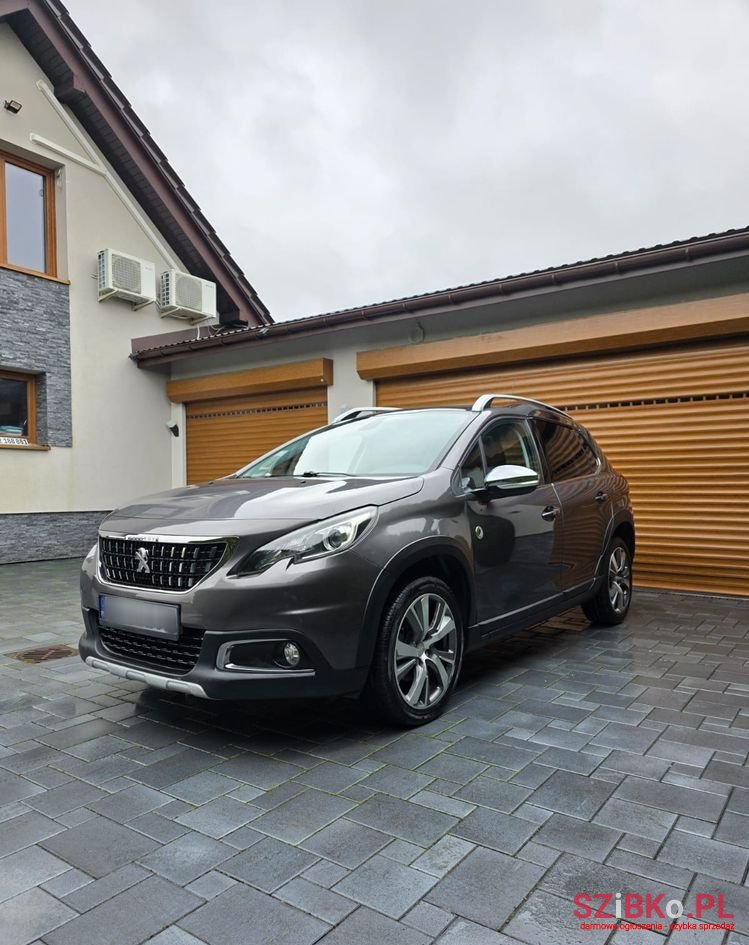 2016' Peugeot 2008 photo #3