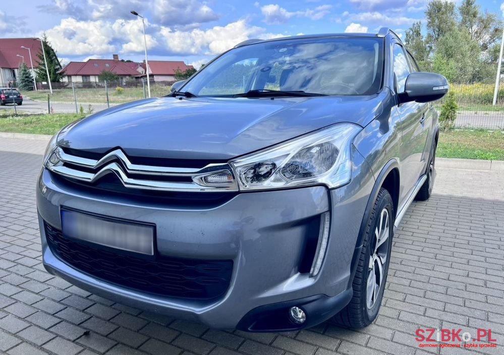 2012' Citroen C4 Aircross photo #2