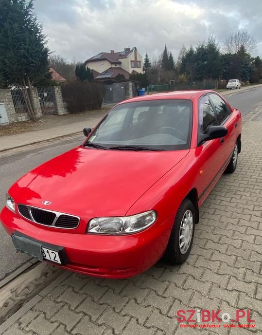 1998' Daewoo Nubira photo #3