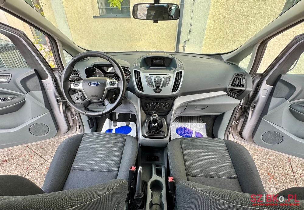 2011' Ford Grand C-MAX photo #6