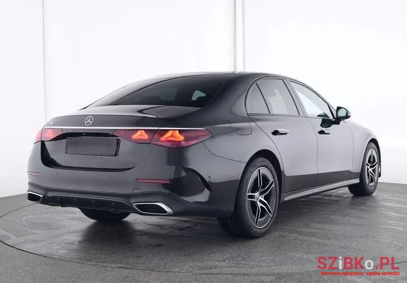 2023' Mercedes-Benz E-Class photo #3