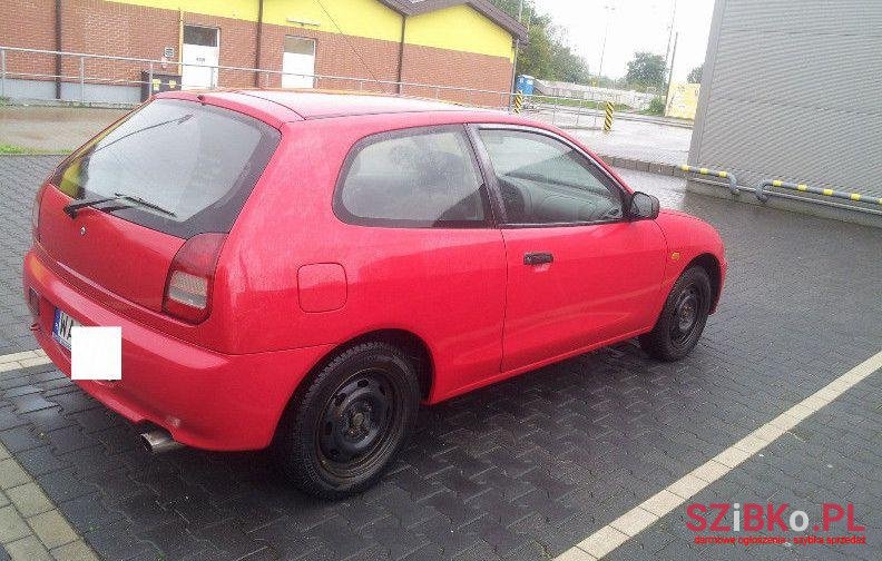 1997' Mitsubishi Colt photo #2