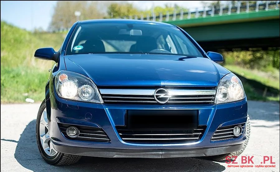2004' Opel Astra photo #3