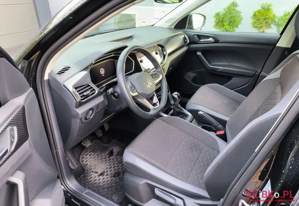 2022' Volkswagen T-Cross 1.0 Tsi Style photo #5