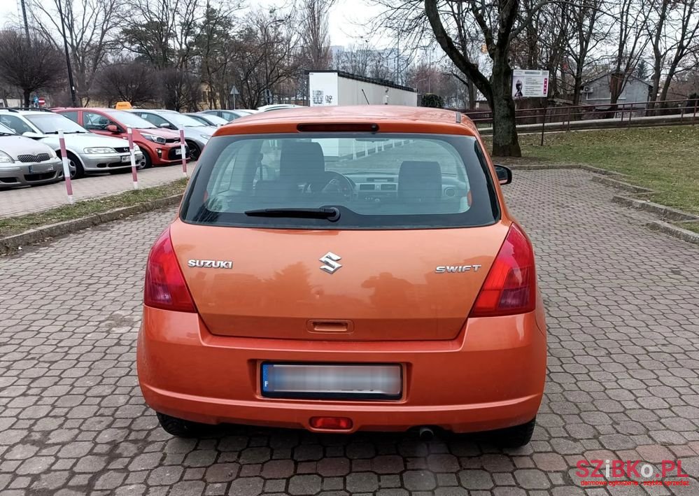 2005' Suzuki Swift 1.3 Comfort Xl photo #6