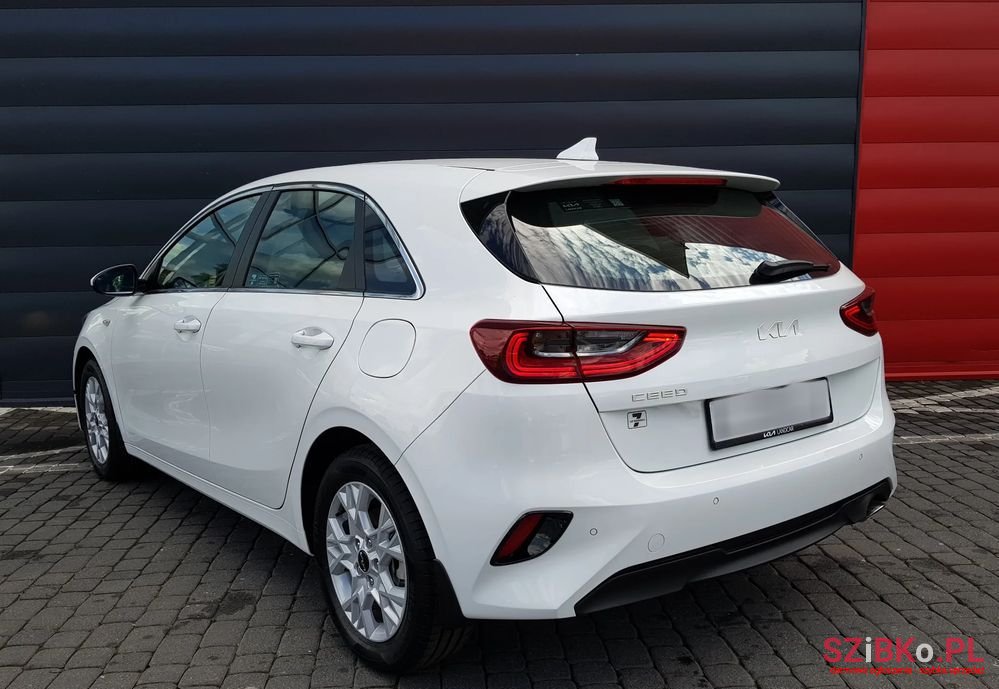 2023' Kia Ceed 1.0 T-Gdi M photo #5