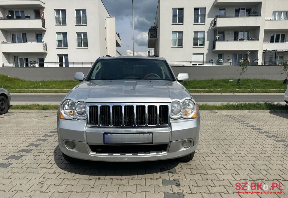 2005' Jeep Grand Cherokee photo #1