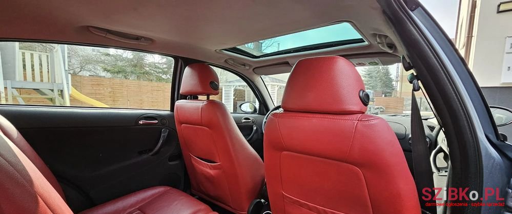 2002' Alfa Romeo 147 photo #3