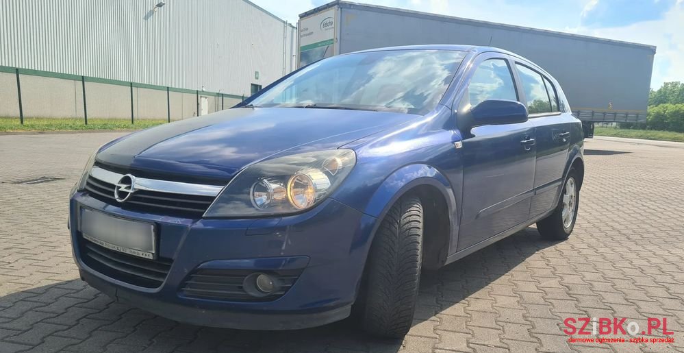 2004' Opel Astra Iii 1.7 Cdti Cosmo photo #4