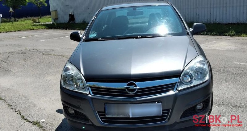 2010' Opel Astra Iii 1.6 Enjoy photo #4