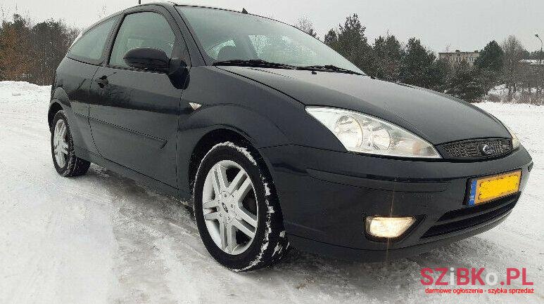 2002' Ford Focus photo #1