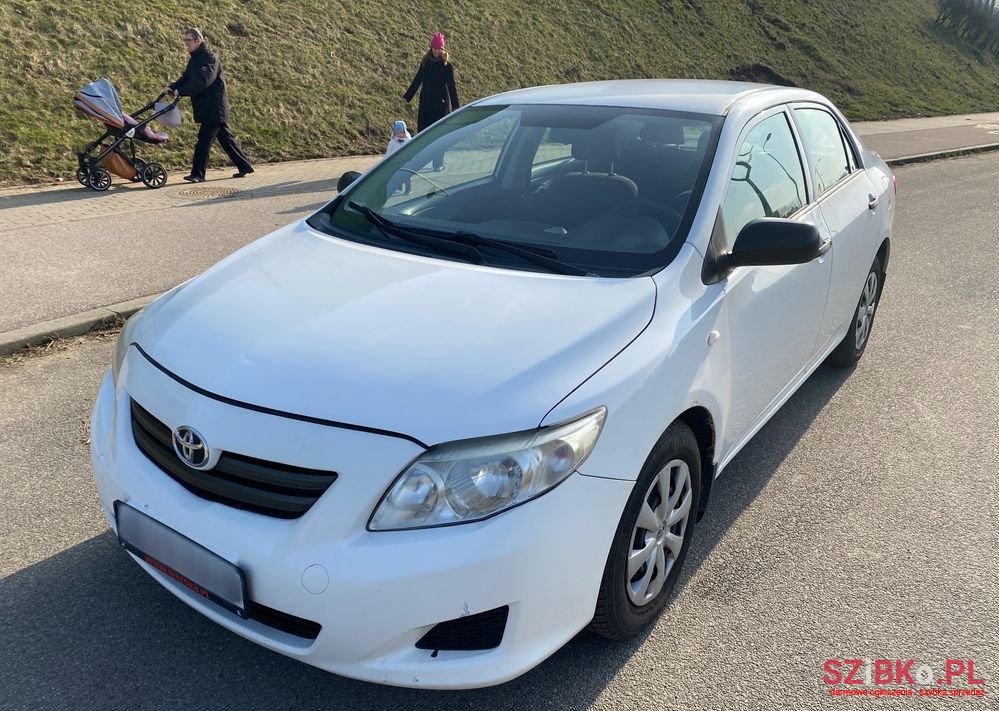 2009' Toyota Corolla 1.4 D-4D Terra photo #3