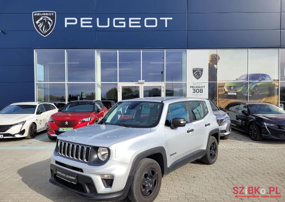 2018' Jeep Renegade photo #3