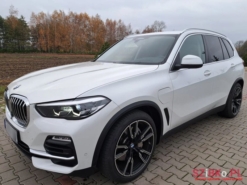 2020' BMW X5 Xdrive45E photo #1