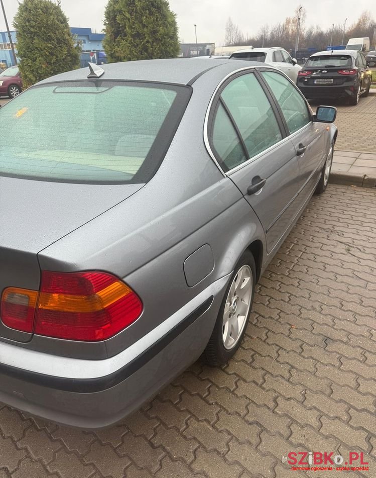 2004' BMW 3 Series 320D photo #6