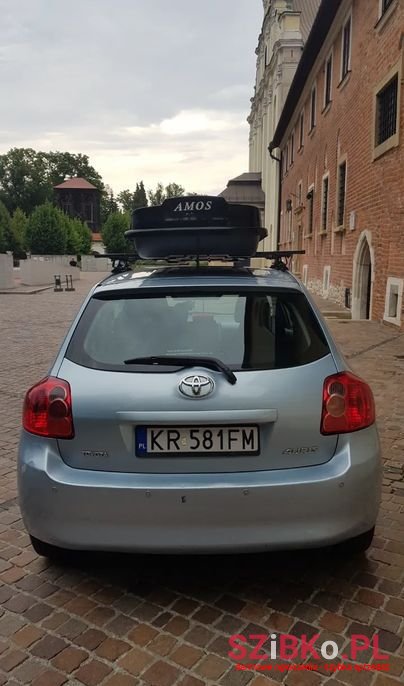 2007' Toyota Auris photo #3