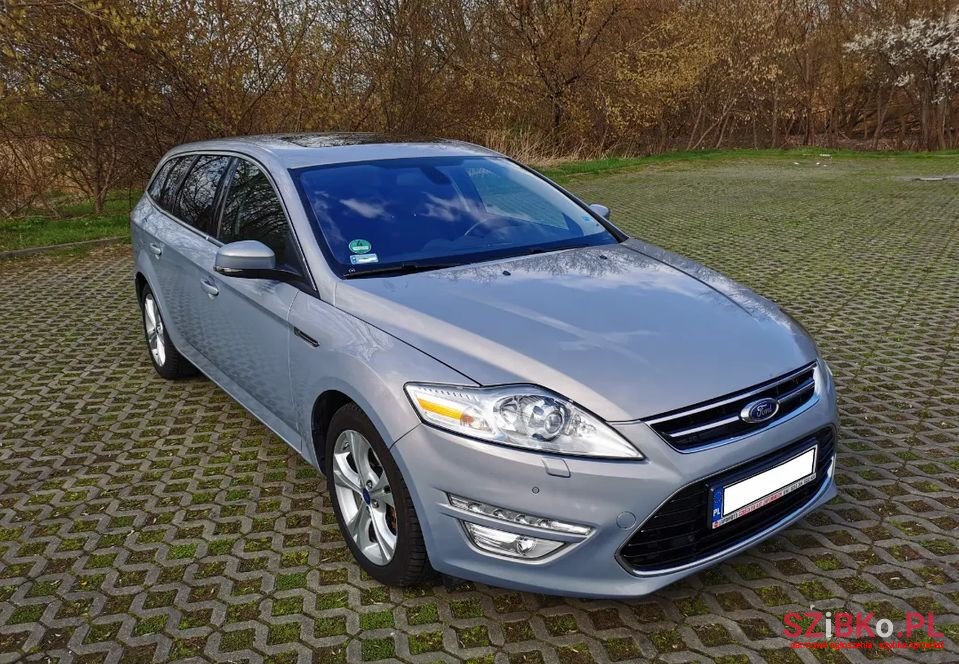 2013' Ford Mondeo photo #3