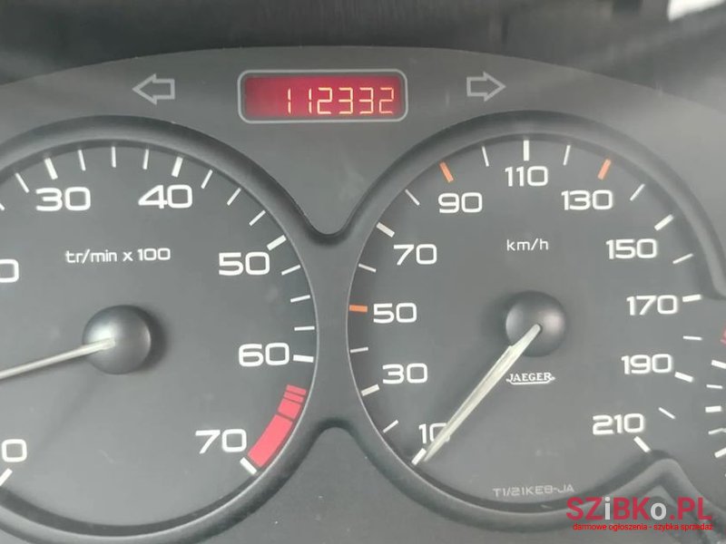 2000' Peugeot 206 photo #6