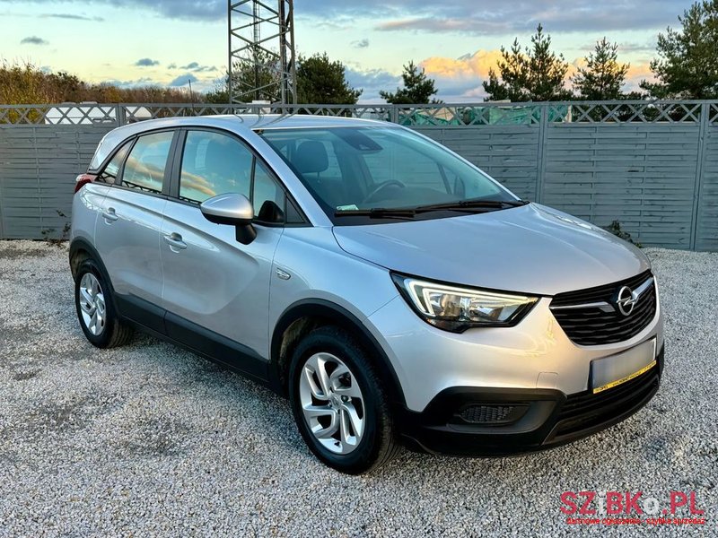 2018' Opel Crossland X 1.2 Edition photo #4