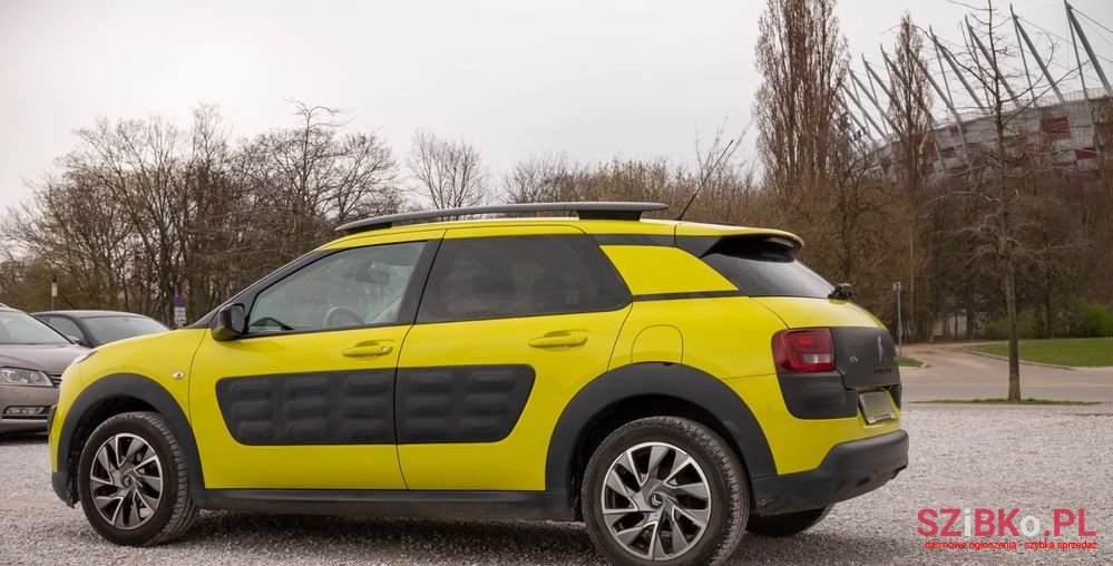 2018' Citroen C4 Cactus photo #6