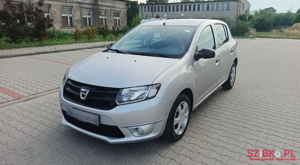 2013' Dacia Sandero 1.2 16V 75 Laureate photo #1