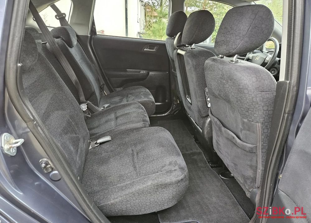 2005' Honda FR-V 2.0 Comfort photo #6