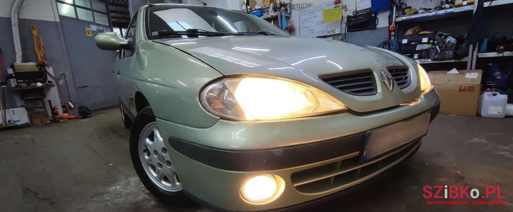 2002' Renault Megane photo #3