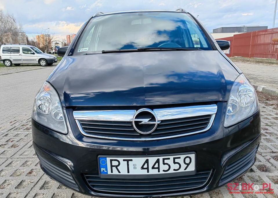 2005' Opel Zafira photo #5