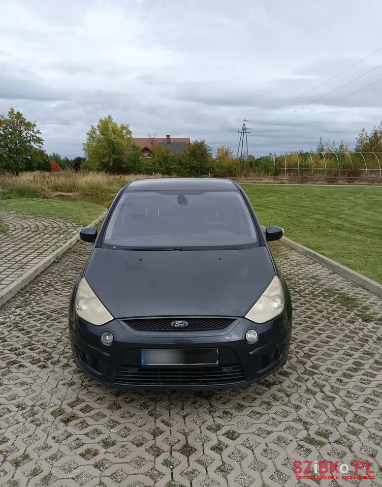2008' Ford S-Max photo #2