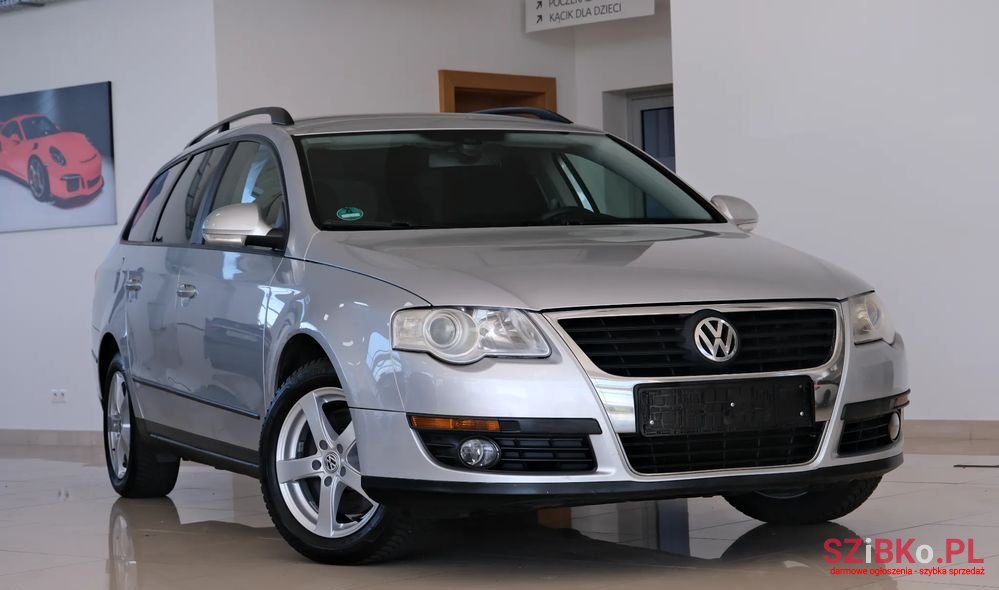 2008' Volkswagen Passat photo #1
