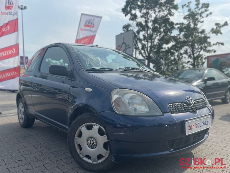 2001' Toyota Yaris photo #2