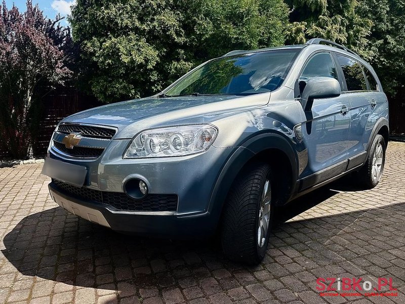 2011' Chevrolet Captiva 2.4 2Wd 7 Sitzer Ls photo #3