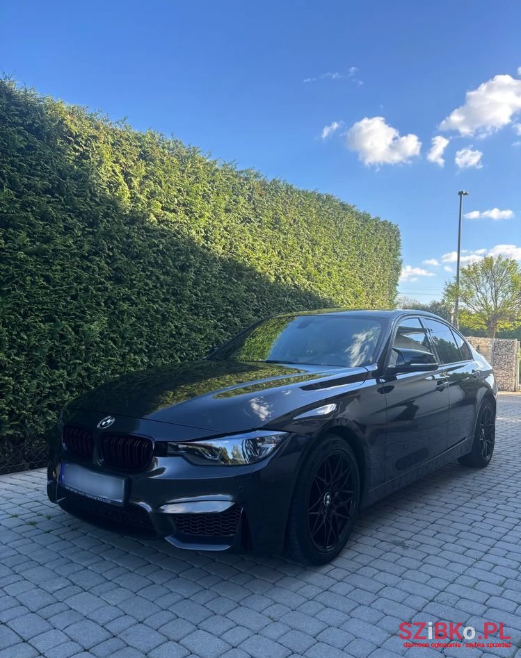 2016' BMW 3 Series 328I Sport-Aut photo #3