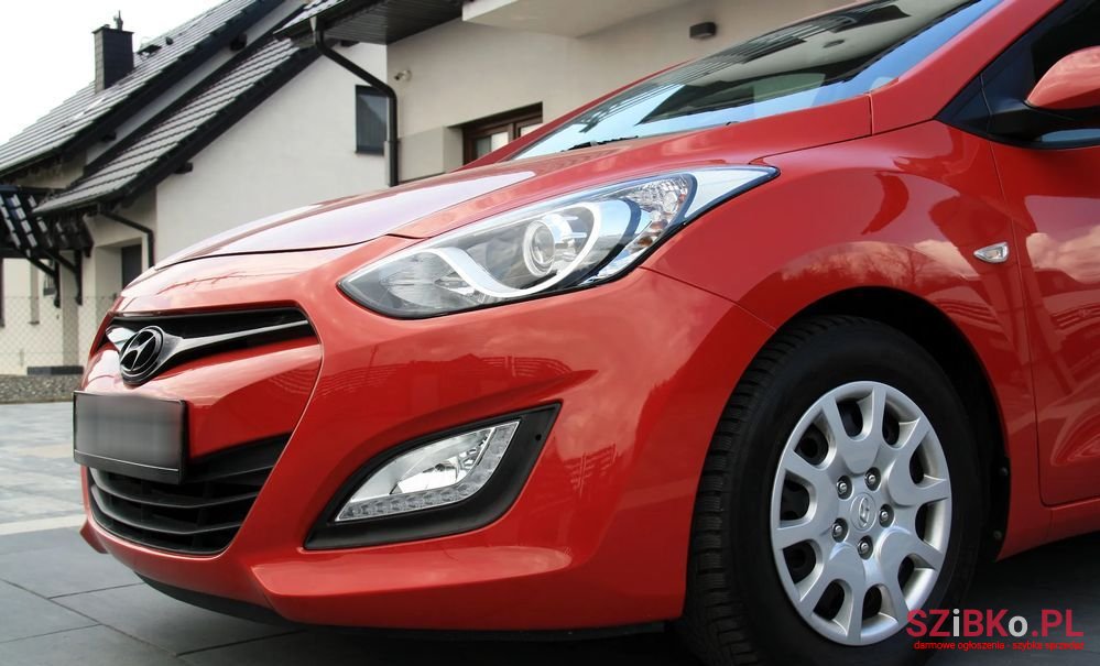 2014' Hyundai i30 1.4 Classic photo #4