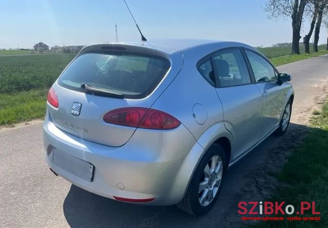 2008' SEAT Leon photo #4