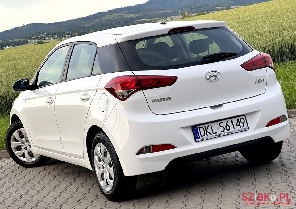 2016' Hyundai i20 photo #3