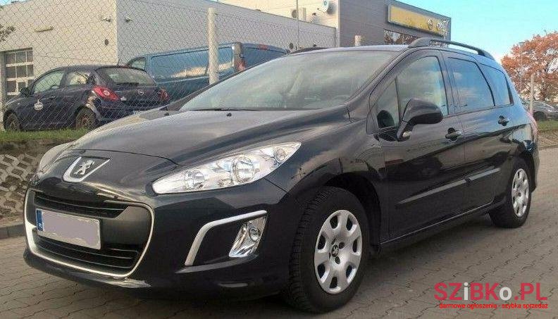 2012' Peugeot 308 photo #1