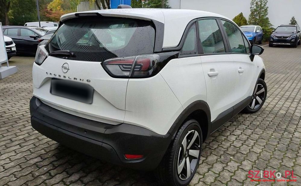 2023' Opel Crossland X photo #3