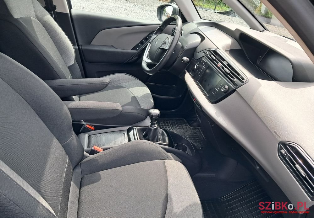 2018' Citroen SpaceTourer 1.6 Bluehdi Xs Shine photo #5